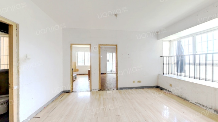 洋里佳园二手房实景图