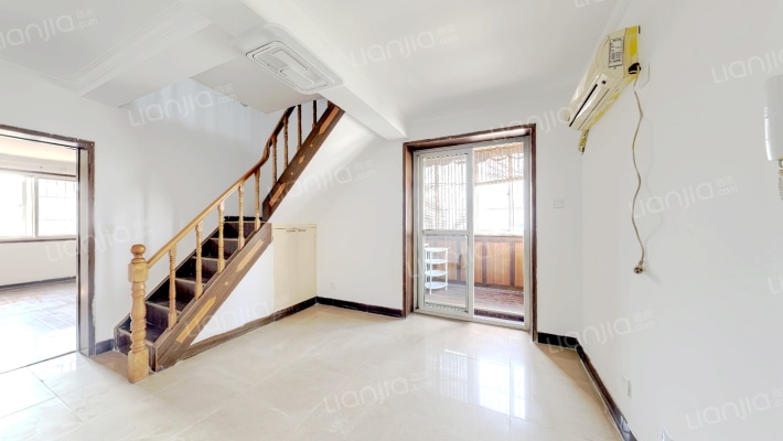 世芳园二手房实景图