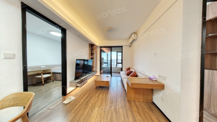 海玥和鸣二手房实景图