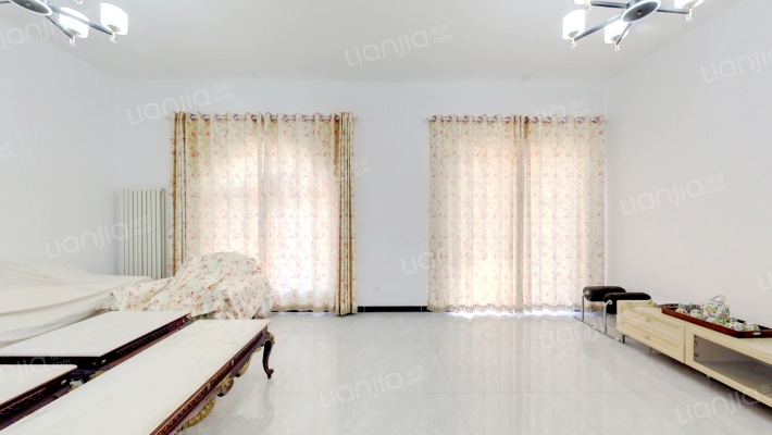 万通新界艺墅公馆二手房实景图