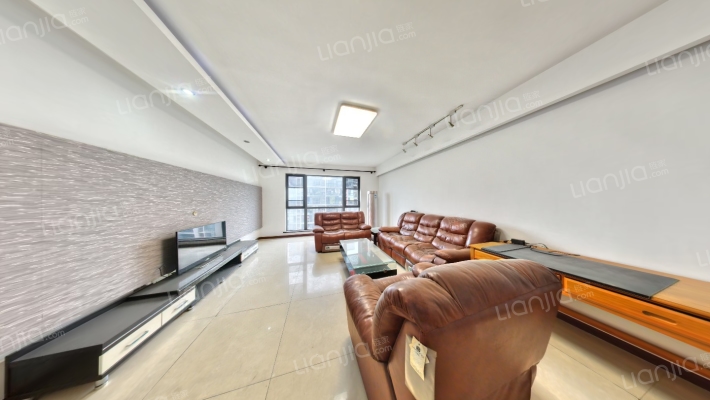 康河郦景三期二手房实景图