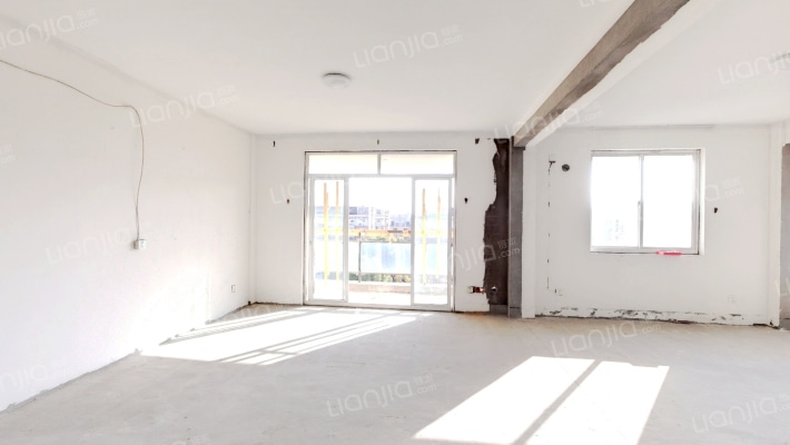 宏河嘉园二手房实景图