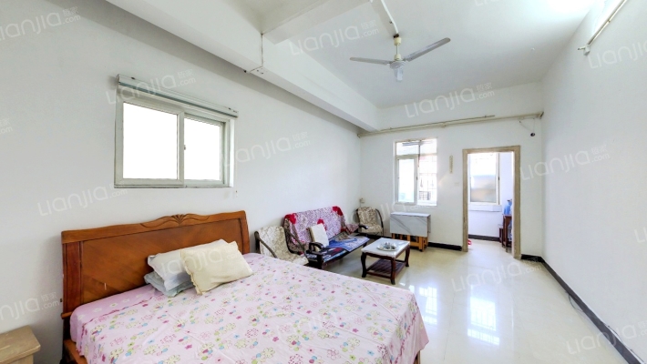 银通公寓二手房实景图