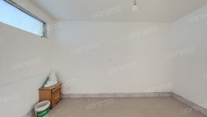 三里湾商城小区二手房实景图