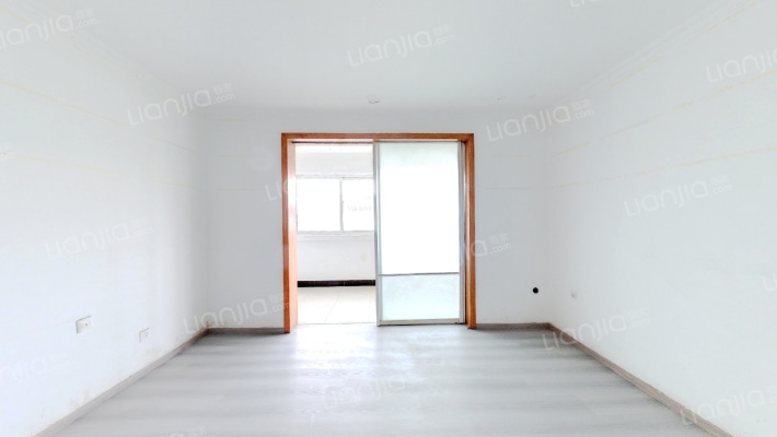 新天地二手房实景图