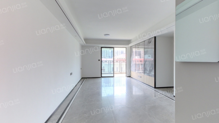 建发五象印月二手房实景图