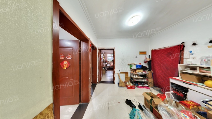 市服务公司二手房实景图