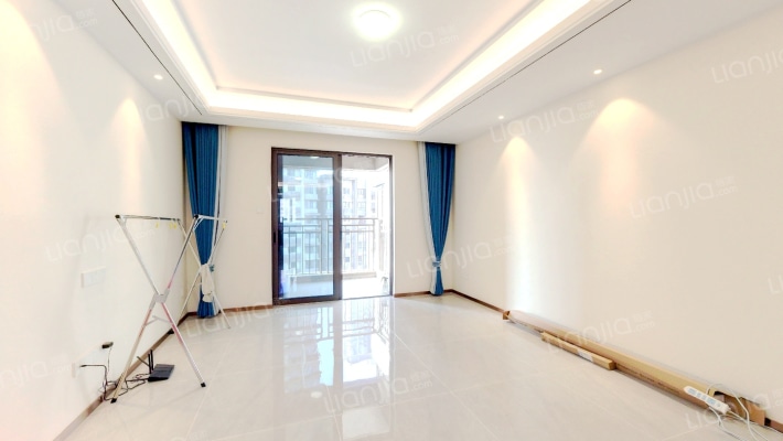 天汇龙城龙华苑二手房实景图