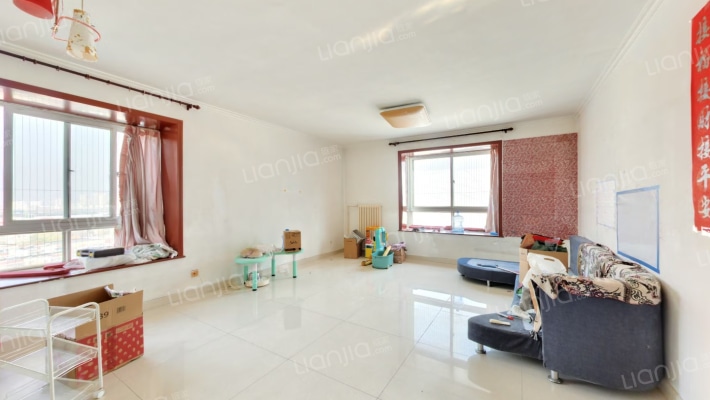 海蔚广场二手房实景图