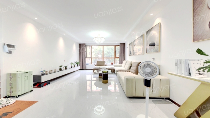 奥林小镇二手房实景图