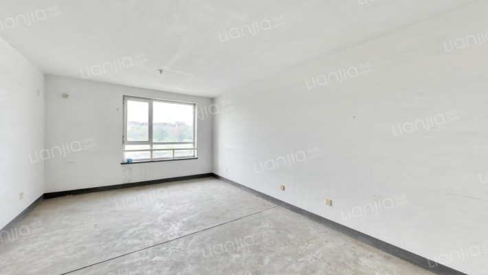 龙腾苑四区二手房实景图