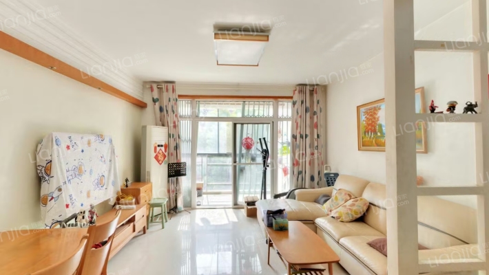 海亚当代二手房实景图