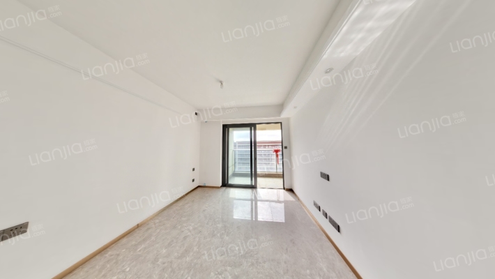 招商臻湾府二手房实景图