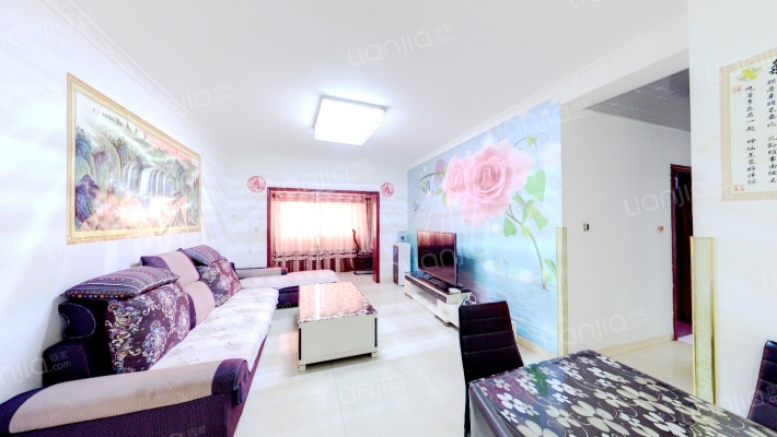 西贵金沙二手房实景图