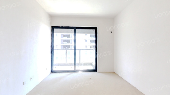 七彩云南古滇名城春风小院二手房实景图