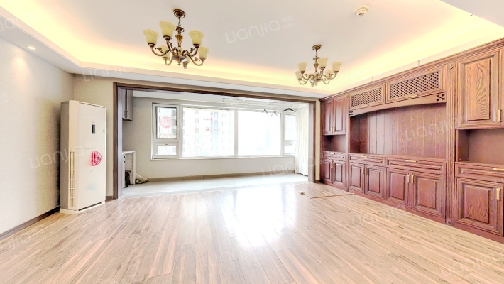 万科山望一期二手房实景图