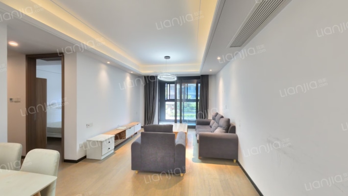 世纪滨江二手房实景图