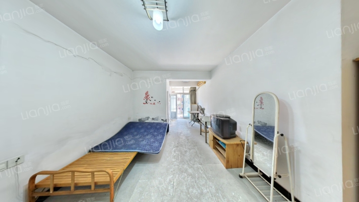 志龙石坪苑二手房实景图