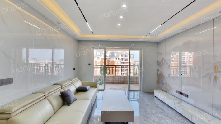 嘉怡华庭二手房实景图