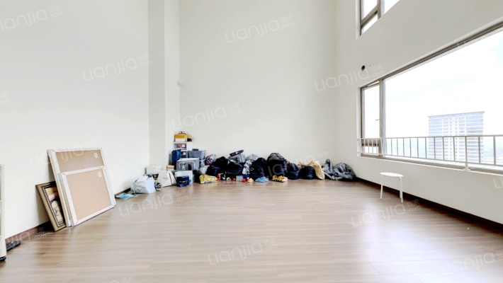 保利天屿二期二手房实景图