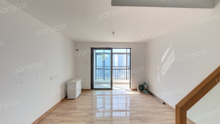 碧桂园科技小镇二手房实景图