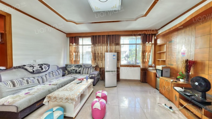 爱心园二手房实景图