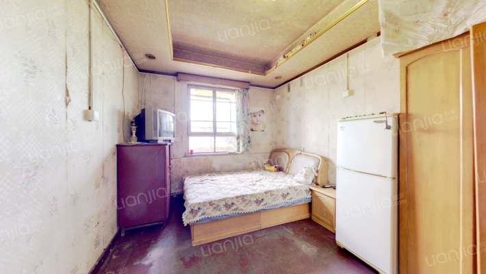 东大楼小区二手房实景图