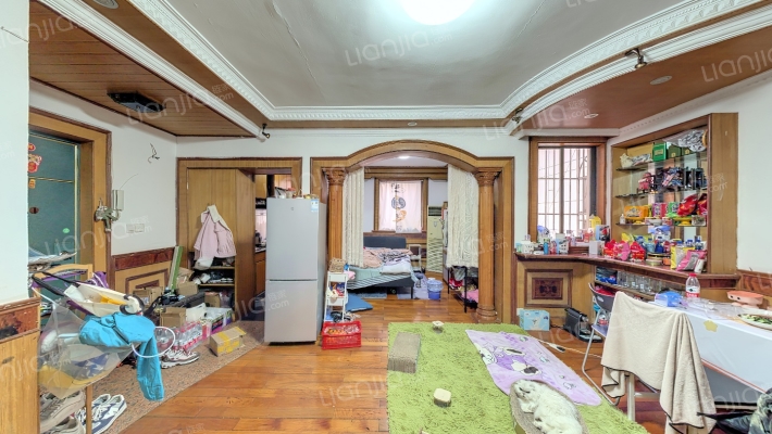 水闸小区二手房实景图