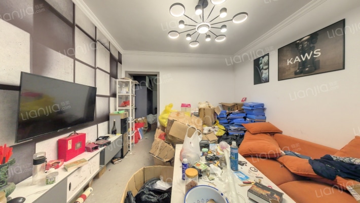 贵钢临时大院二手房实景图