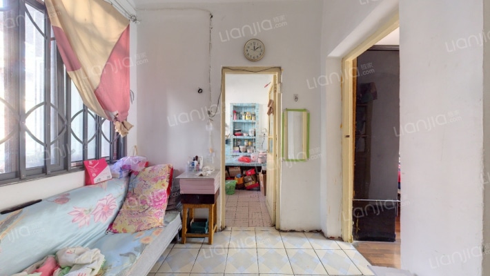 新江岸一村二手房实景图