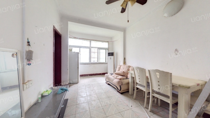 张家湾街二手房实景图