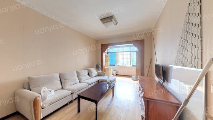 渝州路77号二手房实景图