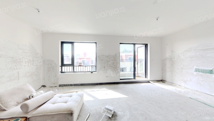 青岛小镇科莫湖二手房实景图