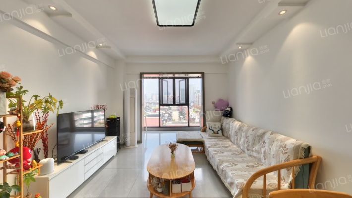 阳光嘉苑二手房实景图