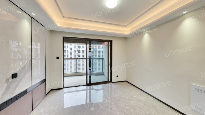 东樾名庭二手房实景图