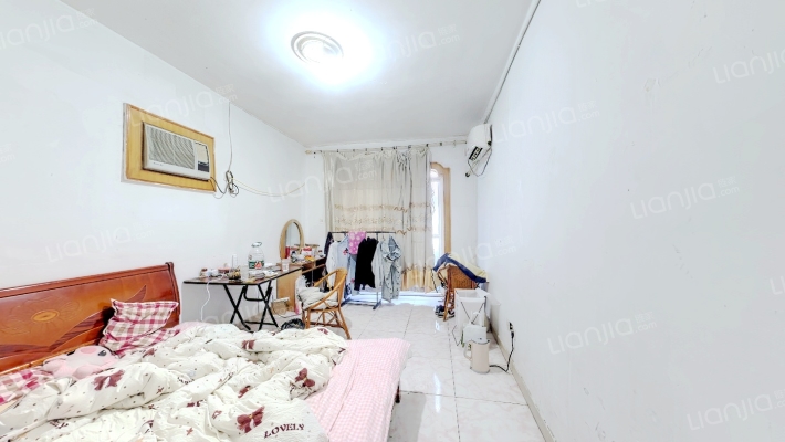 商储小区二手房实景图