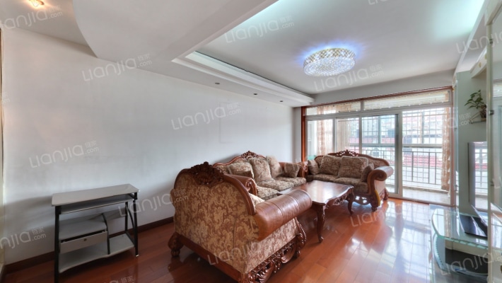 澳桦园二手房实景图