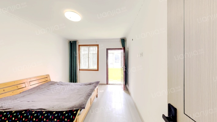 淮河路421号二手房实景图