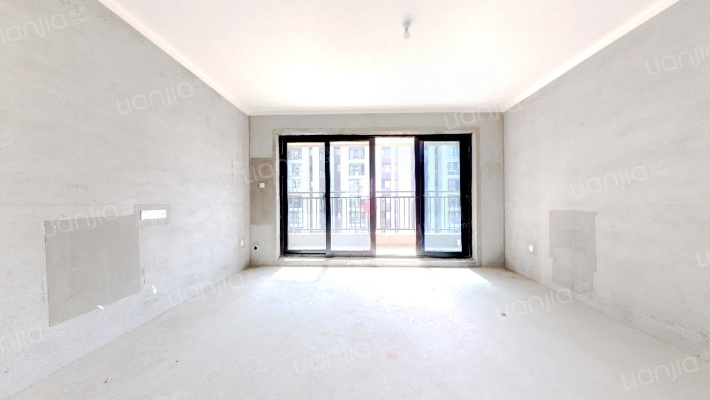 凤凰城二期凤栖苑二手房实景图