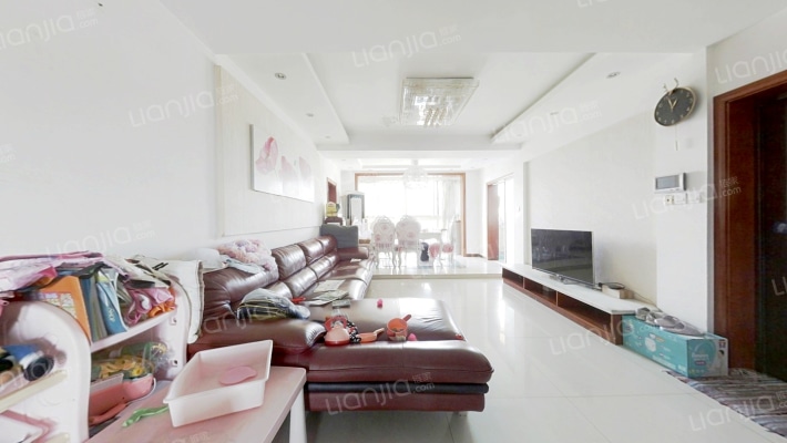 新康花园新康星辰二手房实景图