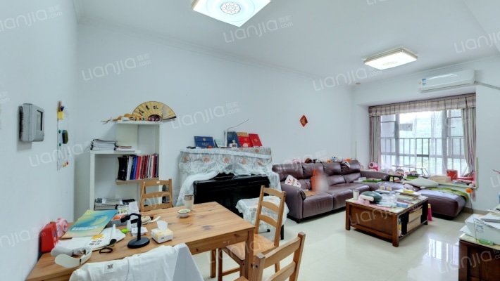 山语华庭二手房实景图