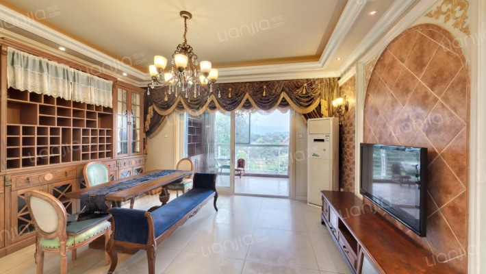 东山国际新城A区二手房实景图