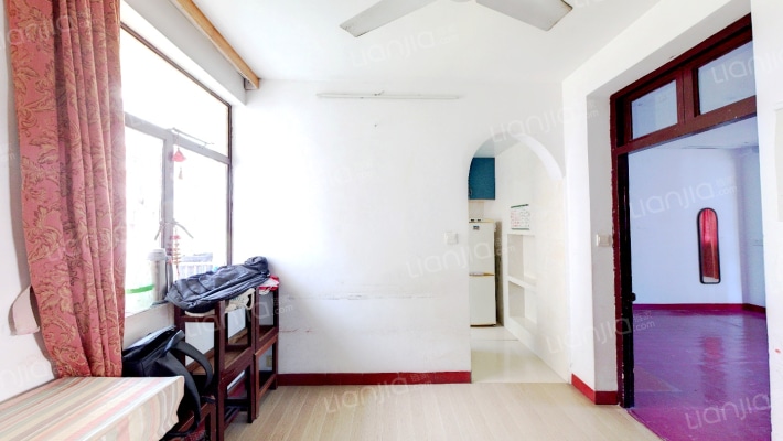 车站社区二手房实景图