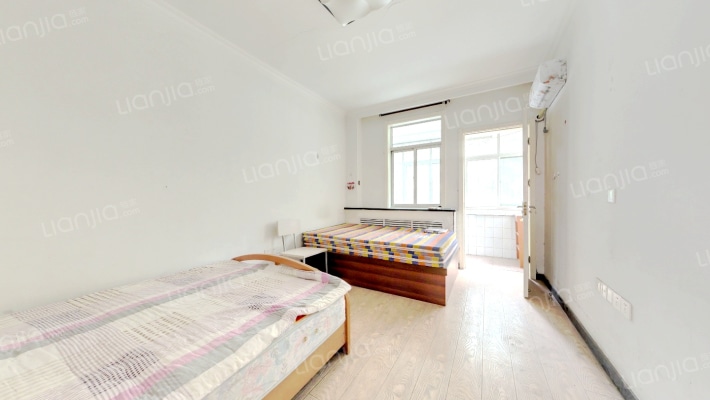 建国小经三路二手房实景图