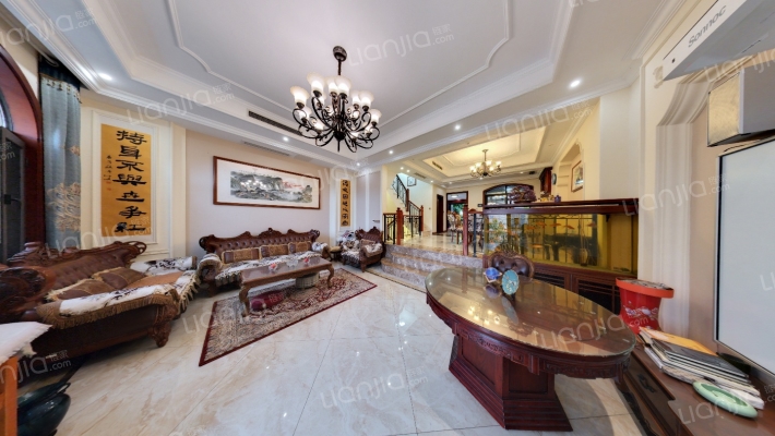 融创凡尔赛花园二手房实景图