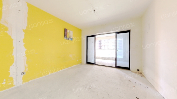 中德英伦联邦B区二手房实景图