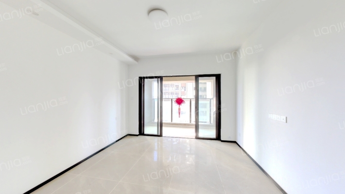 鸿基岸芷汀兰二手房实景图