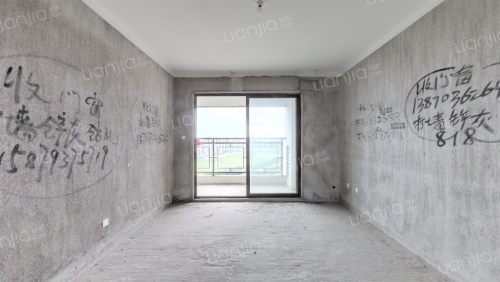 十里春风二手房实景图