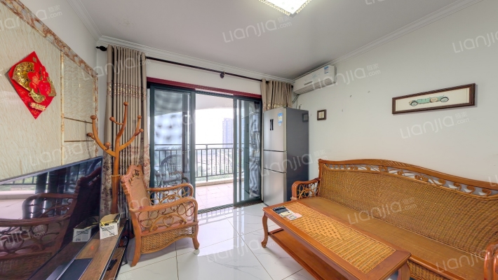 碧海金城二手房实景图