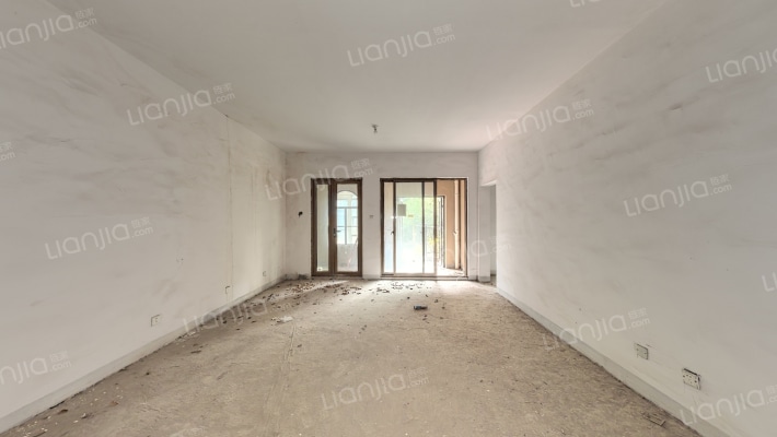 橘郡礼顿山二手房实景图